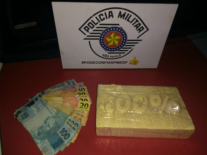 Homem é preso após polícia encontrar 1kg de cocaína, avaliado em R$ 12 mil,  dentro de veículo em Pinda - Vale News 2.0