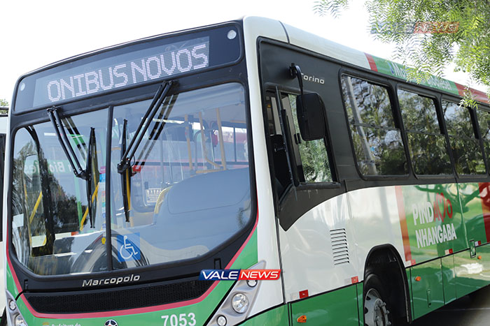 Viva Pinda apresenta sete novos ônibus do transporte público